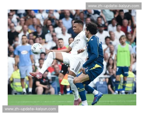 伯纳乌的华丽史诗：深度拆解皇马vs贝蒂斯录像中的战术博弈与巨星时刻